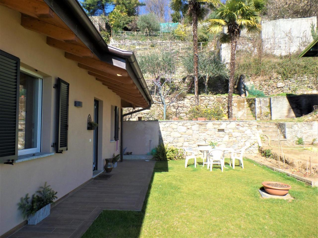 Villa La Briciola Lesa Exterior foto